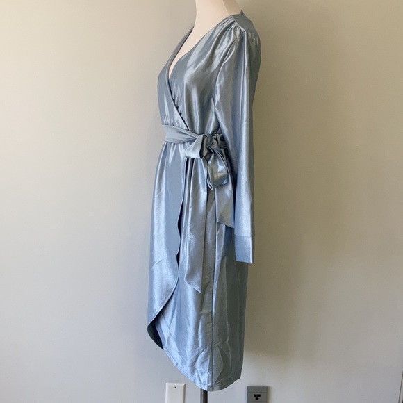 NWT Maternity Blue Satin Wrap Cocktail Midi Dress Size 10 - Picture 10 of 16